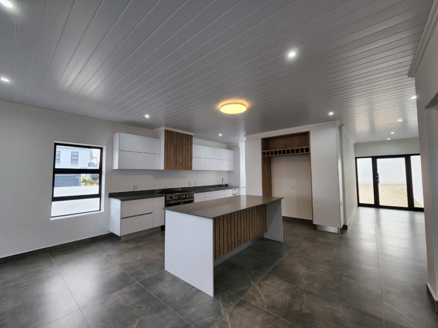 3 Bedroom Property for Sale in Seemeeu Park Western Cape